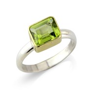 SQUARE PERIDOT SILVER RING SET IN 18CT GOLD