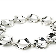 SILVER ROSE PETAL NECKLACE 